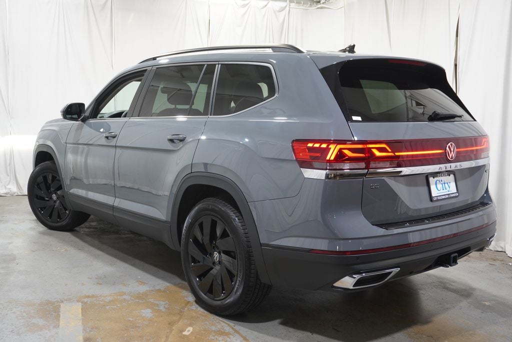 2026 Volkswagen Atlas SE w/Technology