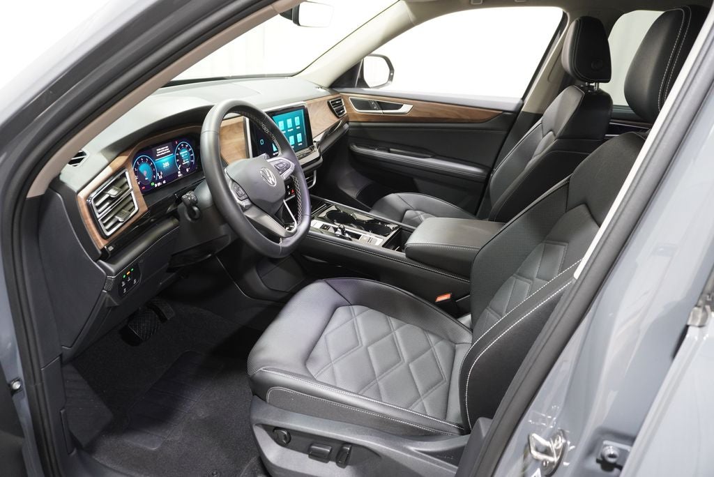 2026 Volkswagen Atlas SE w/Technology