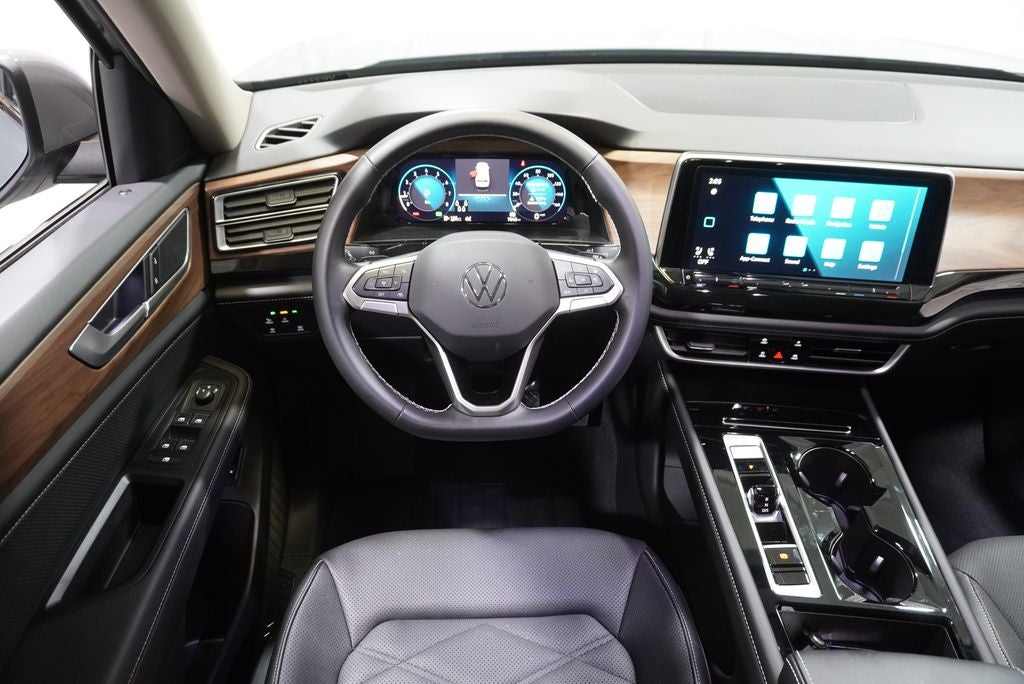 2026 Volkswagen Atlas SE w/Technology
