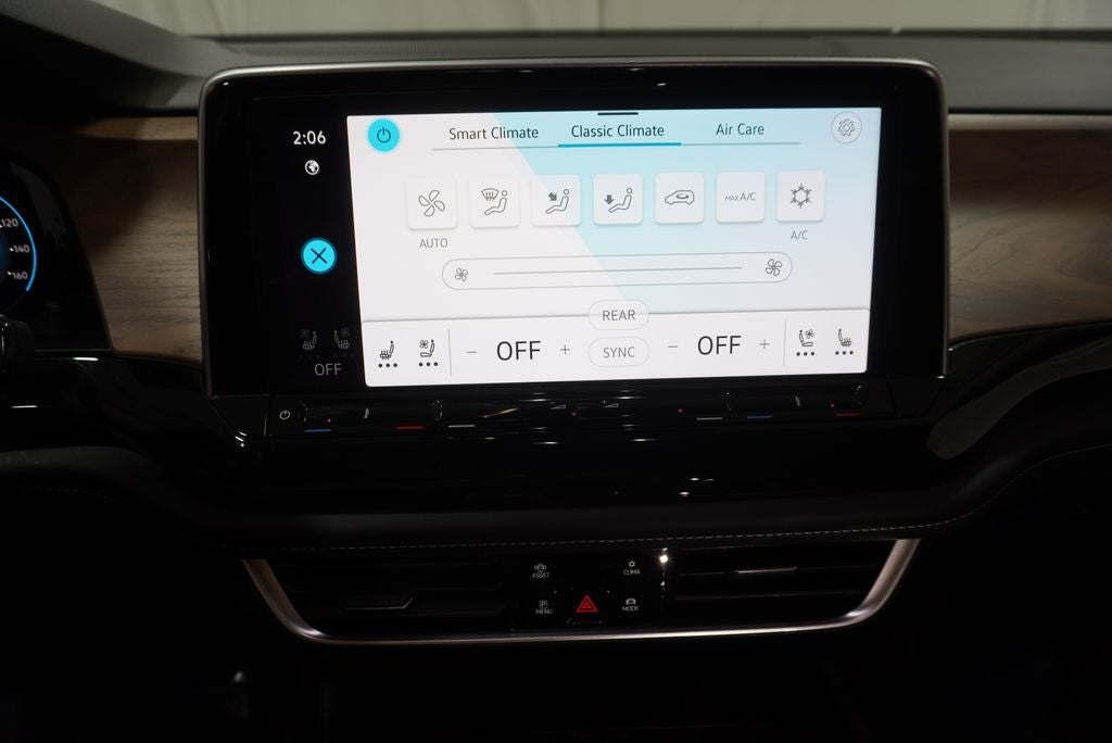 2026 Volkswagen Atlas SE w/Technology