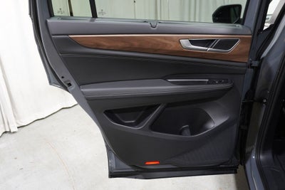 2026 Volkswagen Atlas SE w/Technology