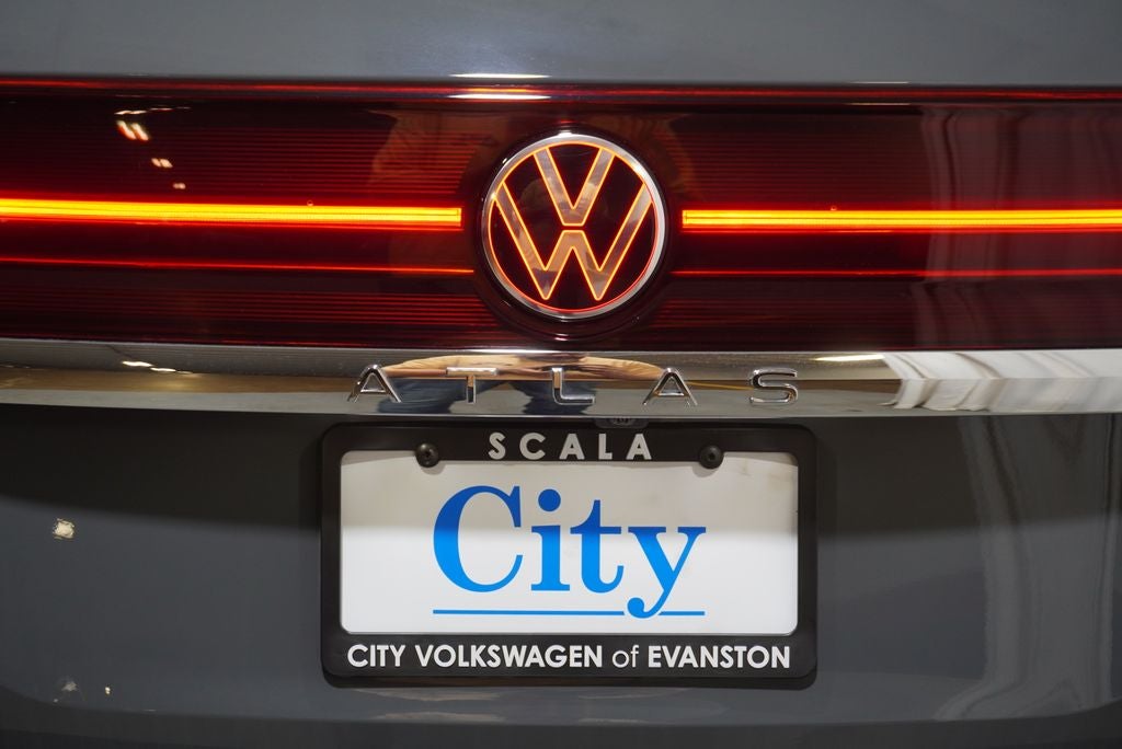2026 Volkswagen Atlas SE w/Technology