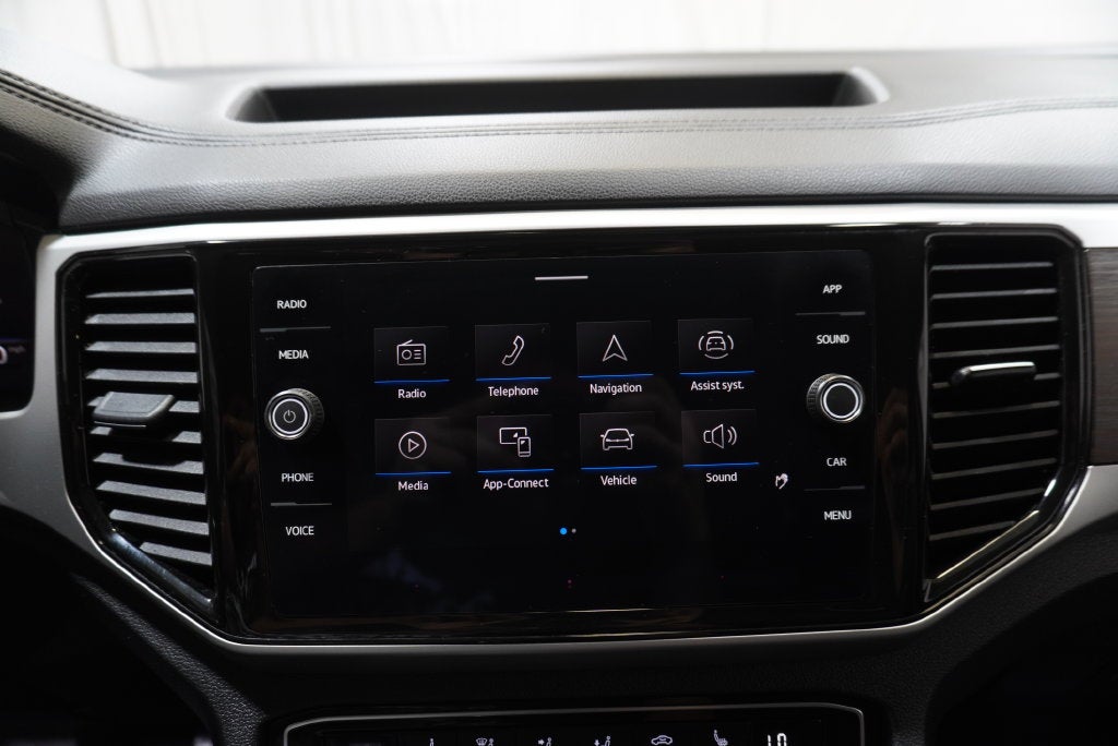 2023 Volkswagen Atlas 3.6L V6 SE w/Technology