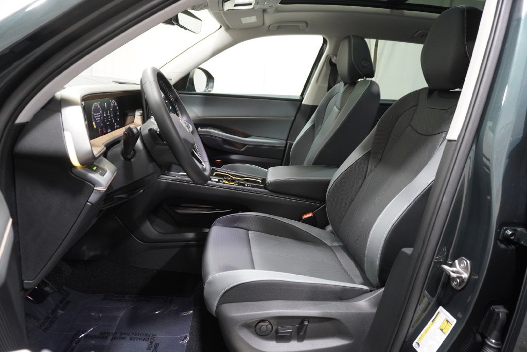 2027 Volkswagen Atlas SE w/Technology
