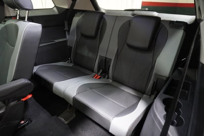 2027 Volkswagen Atlas SE w/Technology
