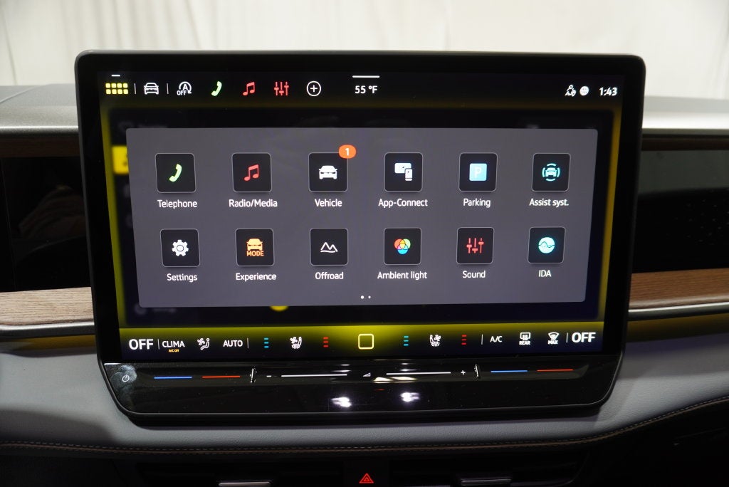 2027 Volkswagen Atlas SE w/Technology