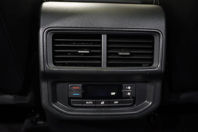 2027 Volkswagen Atlas SE w/Technology