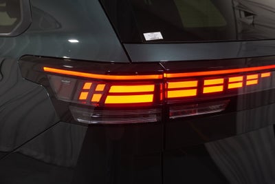 2027 Volkswagen Atlas SE w/Technology