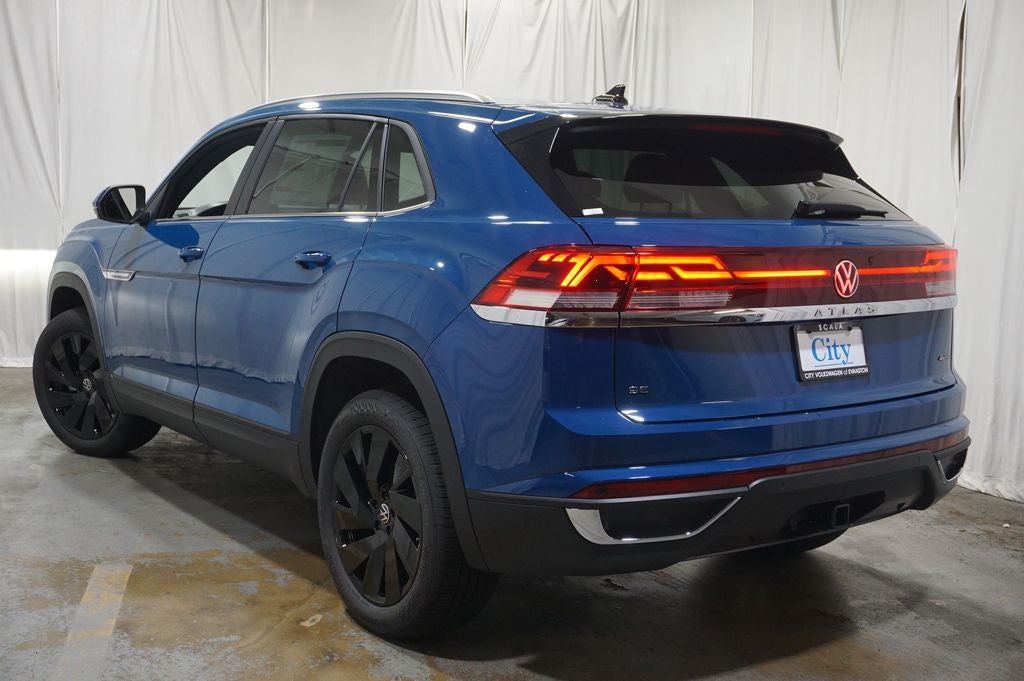 2026 Volkswagen Atlas Cross Sport 2.0T SE w/Technology