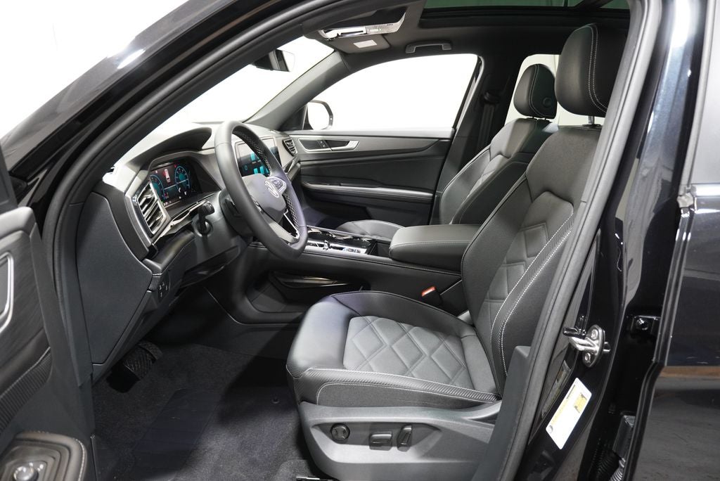 2026 Volkswagen Atlas Cross Sport SE w/Technology