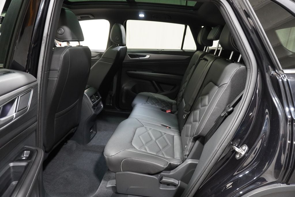 2026 Volkswagen Atlas Cross Sport SE w/Technology