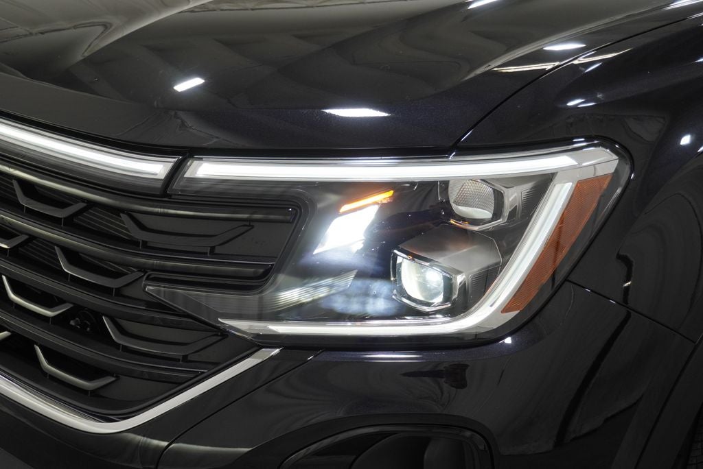 2026 Volkswagen Atlas Cross Sport SE w/Technology