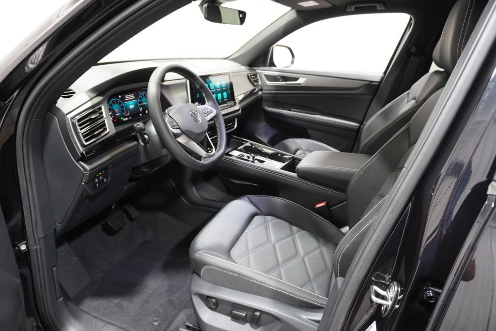 2026 Volkswagen Atlas Cross Sport SE w/Technology