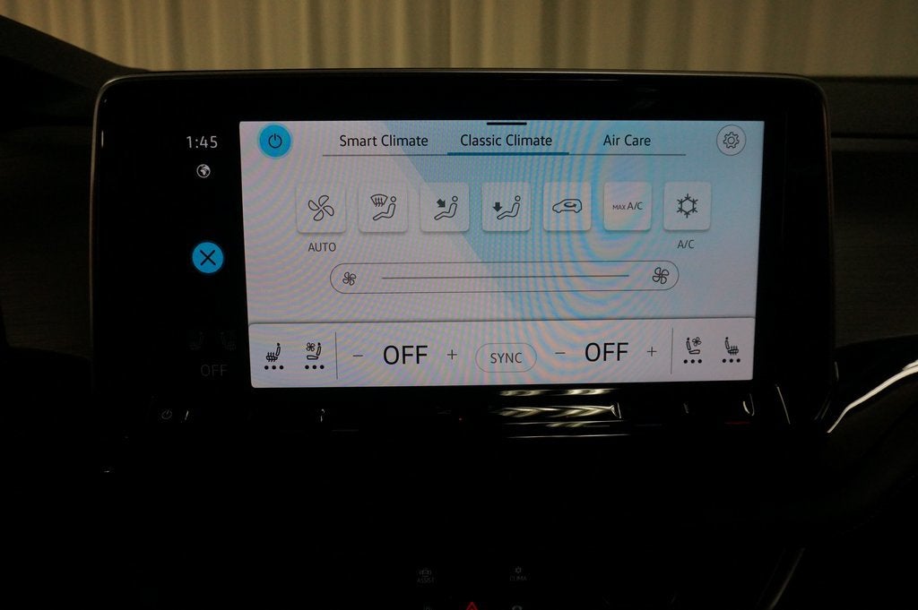 2026 Volkswagen Atlas Cross Sport SE w/Technology