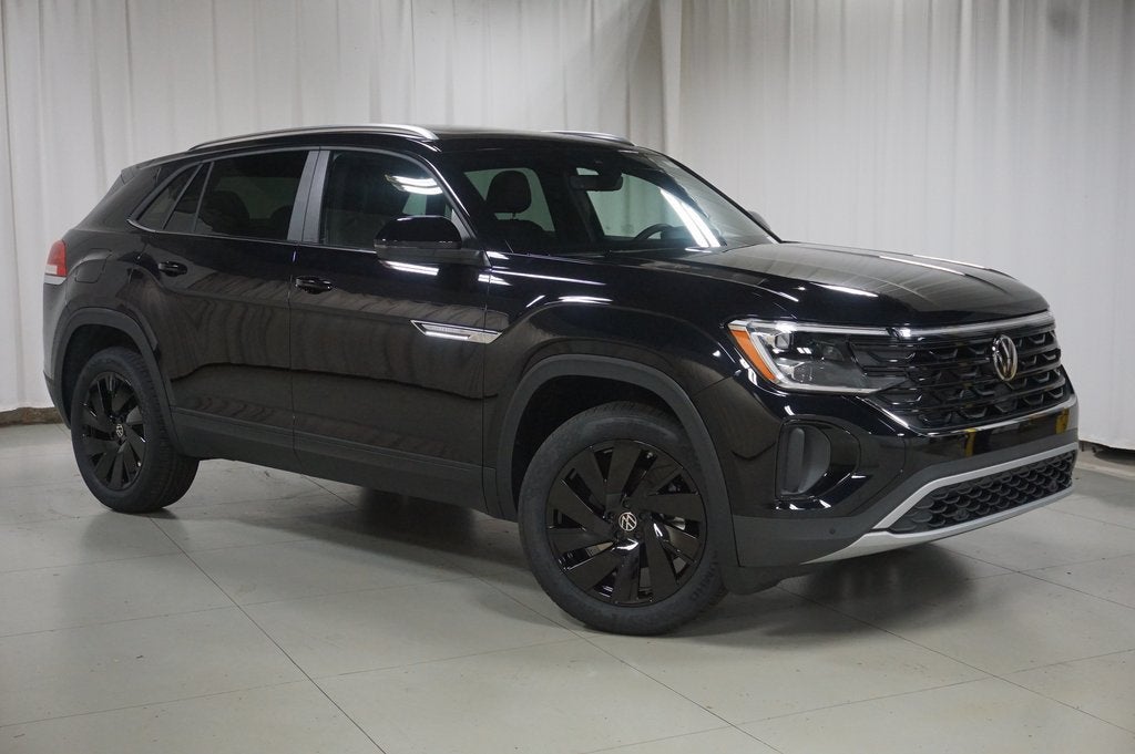 2026 Volkswagen Atlas Cross Sport SE w/Technology