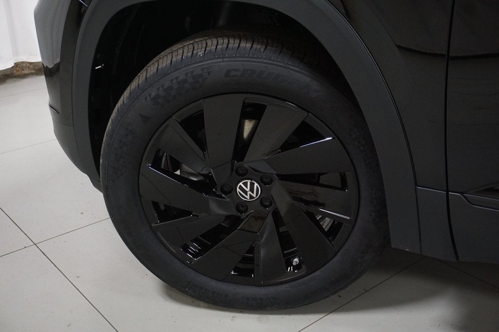 2026 Volkswagen Atlas Cross Sport SE w/Technology