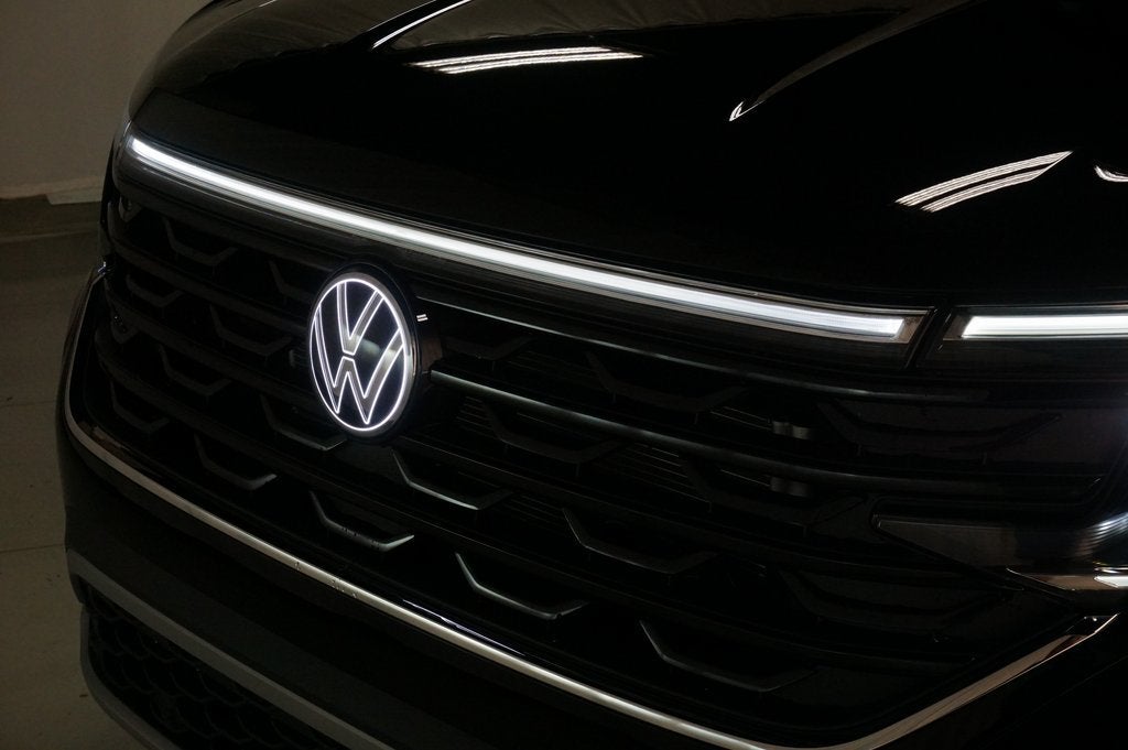2026 Volkswagen Atlas Cross Sport SE w/Technology