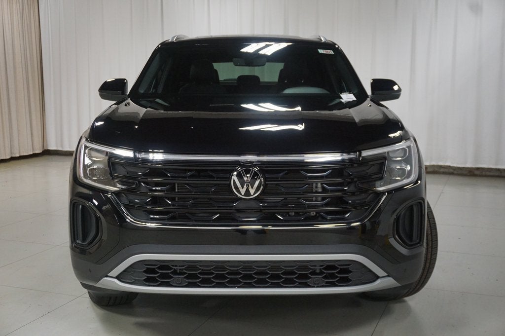 2026 Volkswagen Atlas Cross Sport SE w/Technology