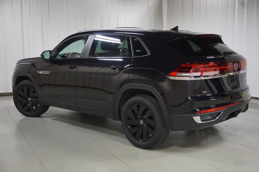 2026 Volkswagen Atlas Cross Sport SE w/Technology