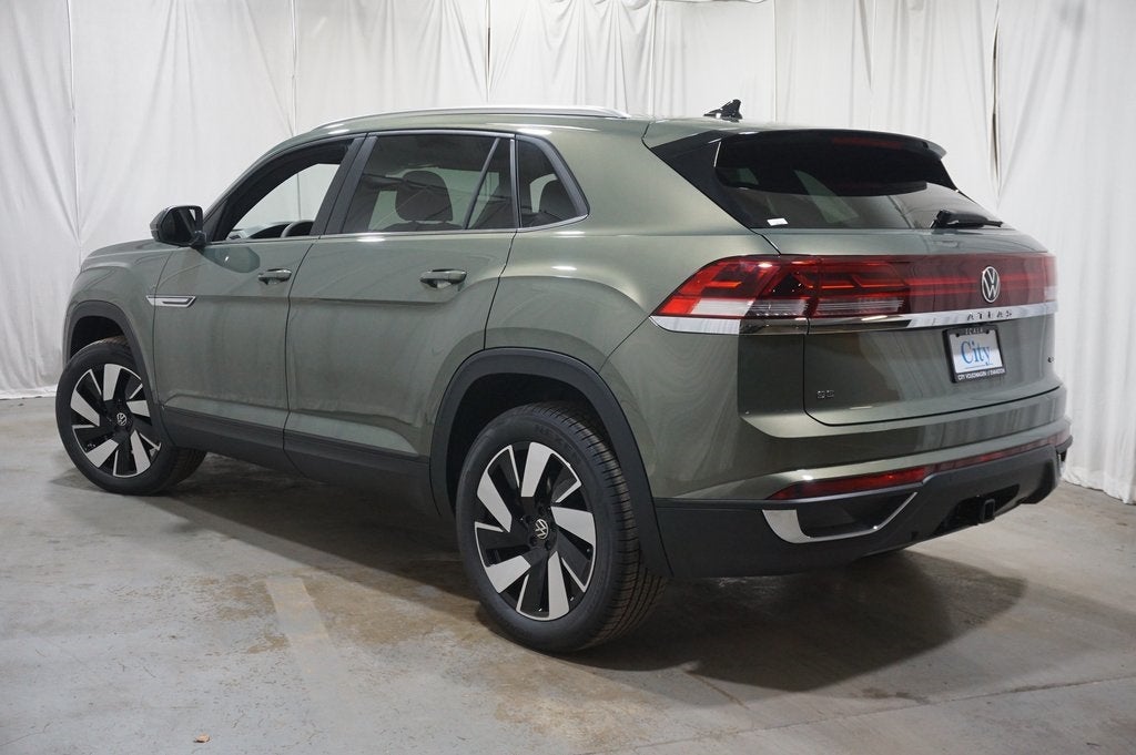 2026 Volkswagen Atlas Cross Sport 2.0T SE w/Technology