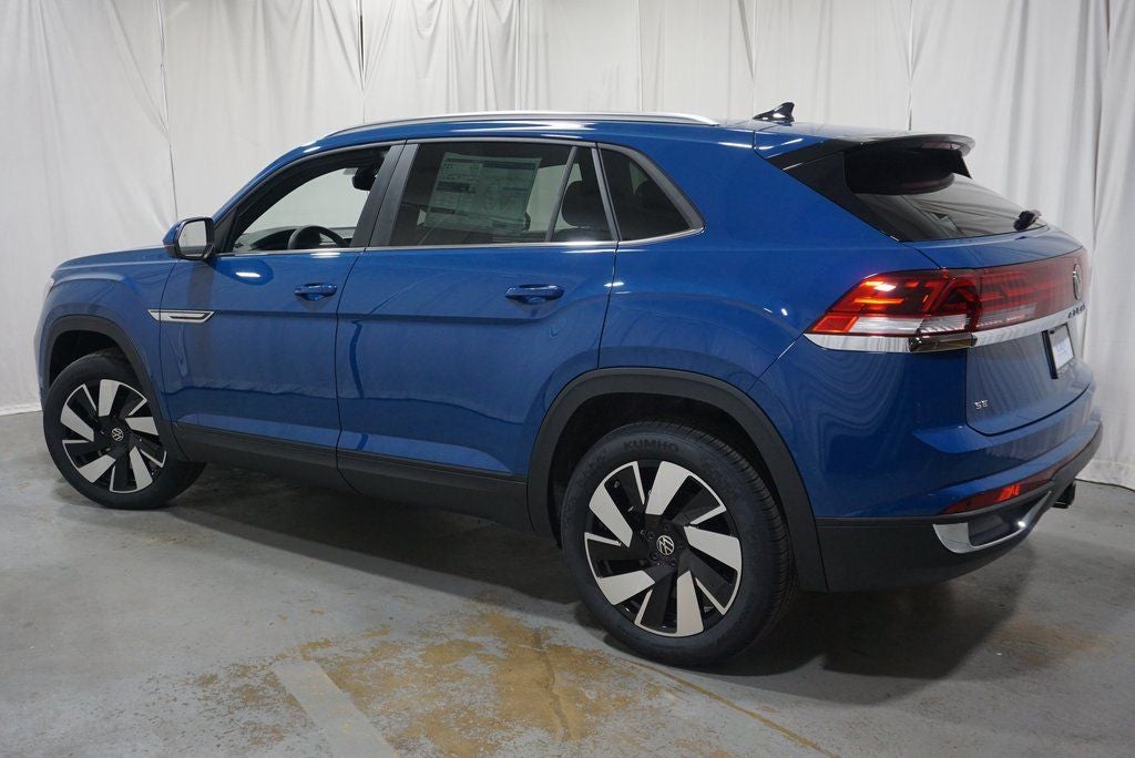 2025 Volkswagen Atlas Cross Sport 2.0T SE w/Technology
