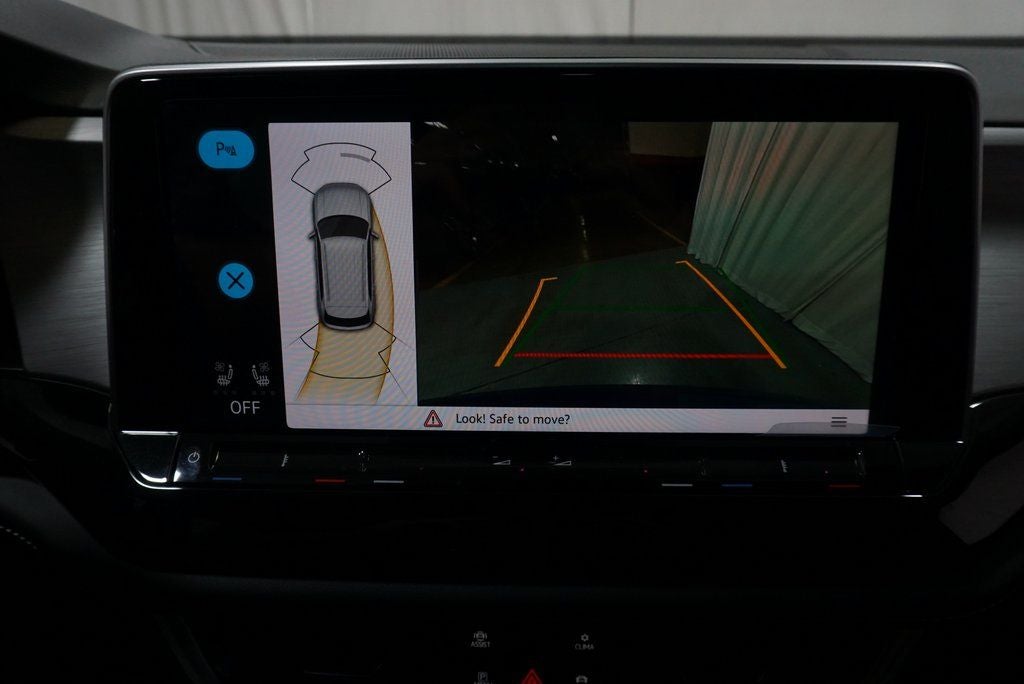 2025 Volkswagen Atlas Cross Sport 2.0T SE w/Technology