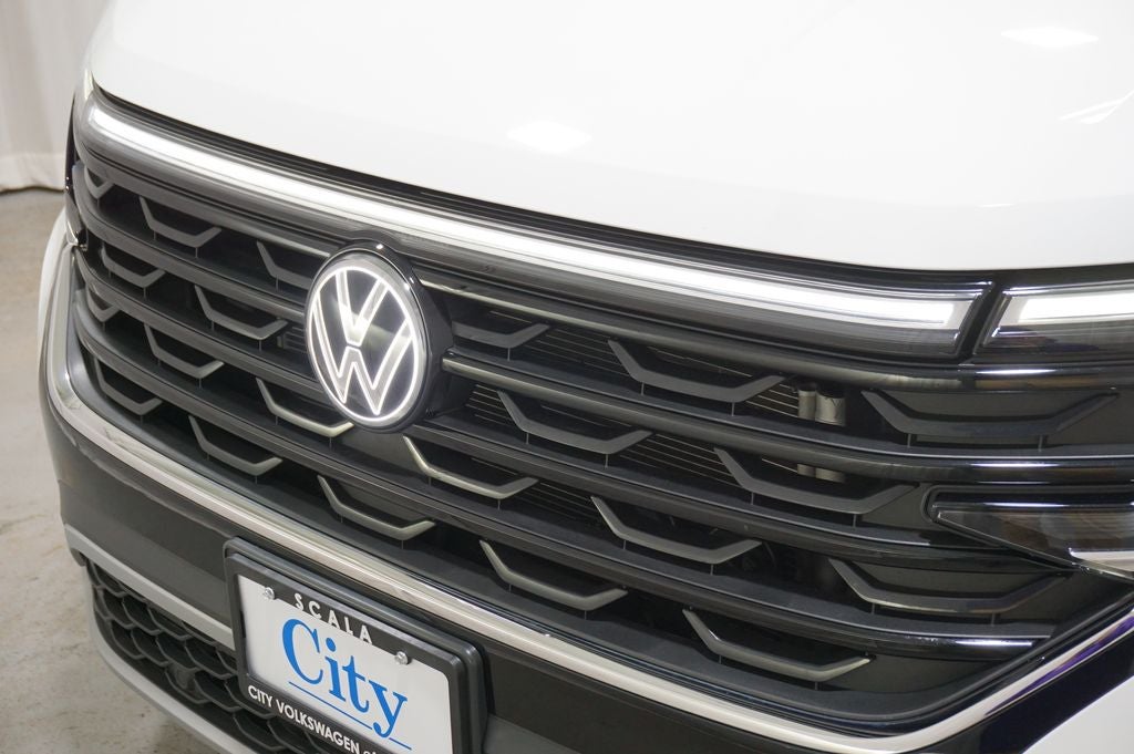 2024 Volkswagen Atlas Cross Sport 2.0T SE w/Technology