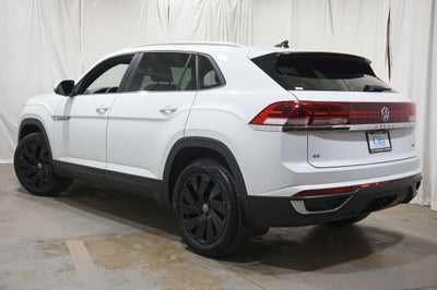 2024 Volkswagen Atlas Cross Sport 2.0T SE w/Technology