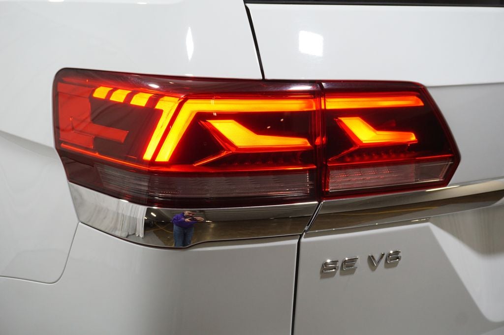 2023 Volkswagen Atlas 3.6L V6 SE w/Technology