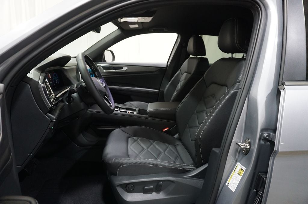 2026 Volkswagen Atlas Cross Sport 2.0T SE