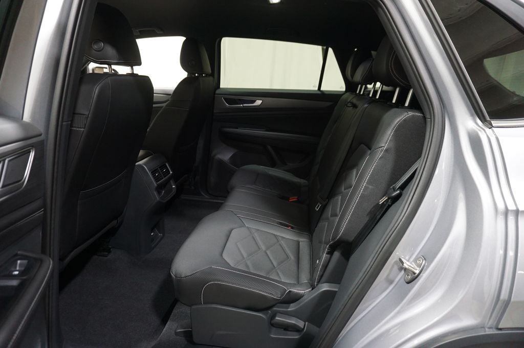 2026 Volkswagen Atlas Cross Sport 2.0T SE