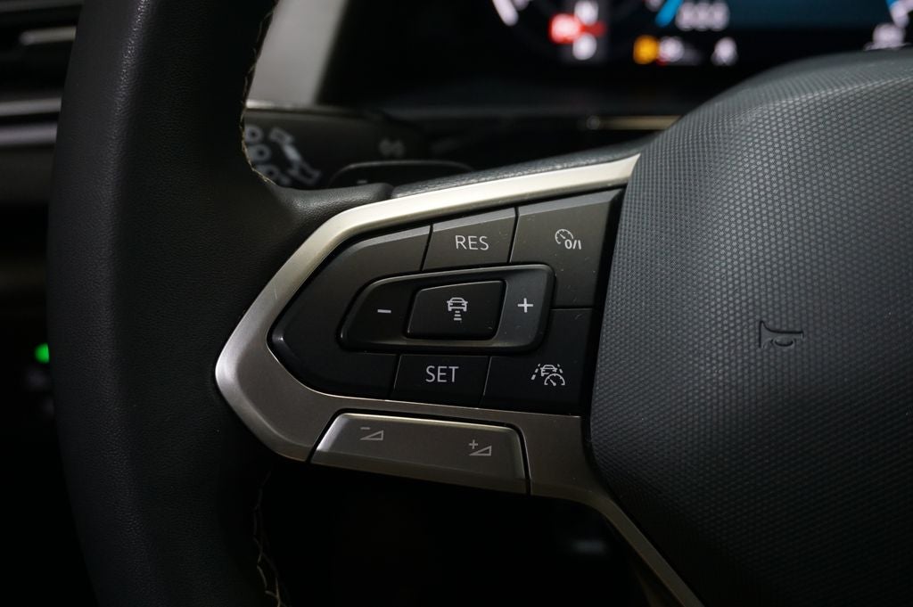 2024 Volkswagen Atlas Cross Sport 2.0T SE