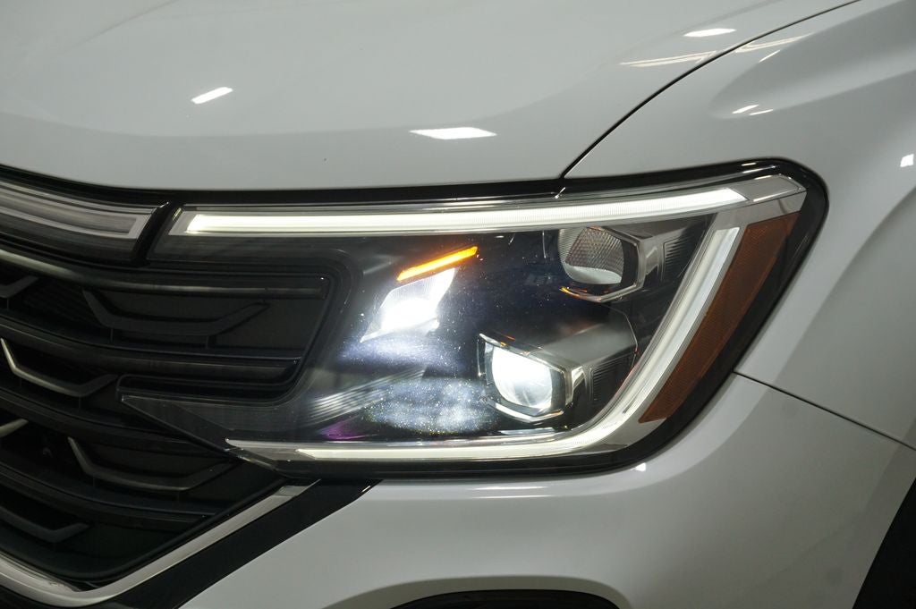 2024 Volkswagen Atlas Cross Sport 2.0T SE
