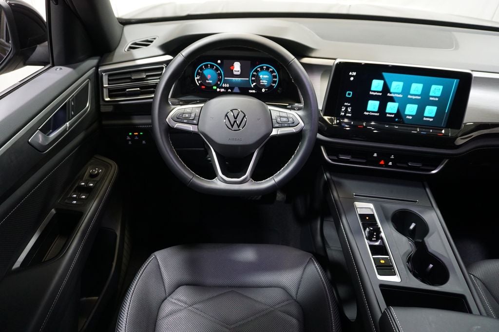 2025 Volkswagen Atlas Cross Sport 2.0T SE