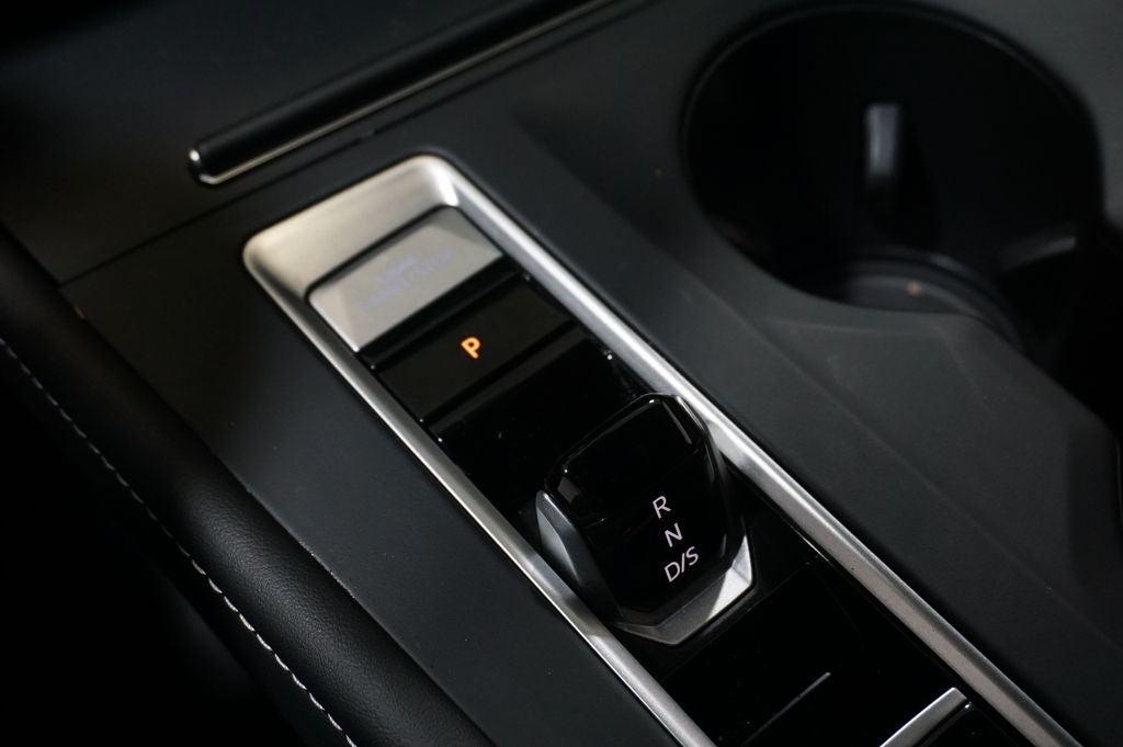 2025 Volkswagen Atlas Cross Sport 2.0T SE