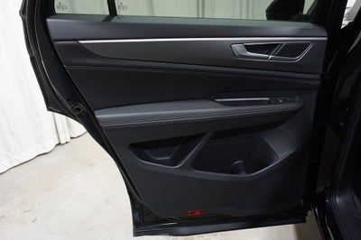 2025 Volkswagen Atlas Cross Sport 2.0T SE