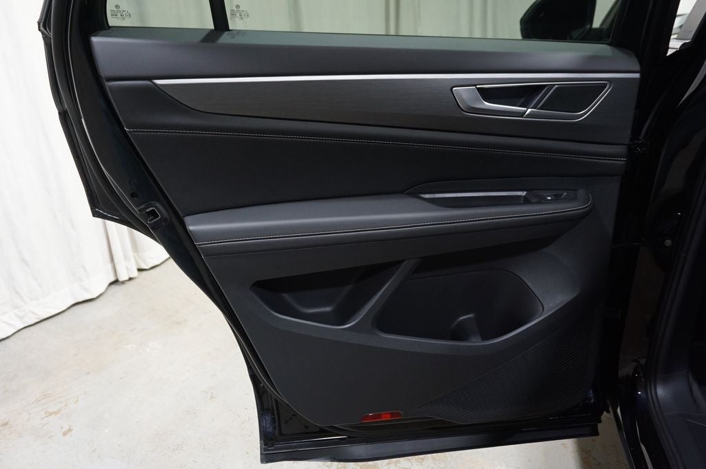 2025 Volkswagen Atlas Cross Sport 2.0T SE