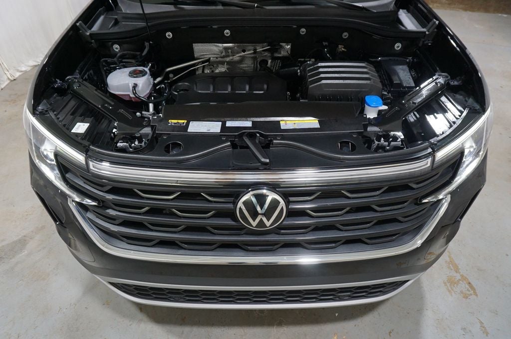 2025 Volkswagen Atlas Cross Sport 2.0T SE