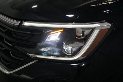 2025 Volkswagen Atlas Cross Sport 2.0T SE