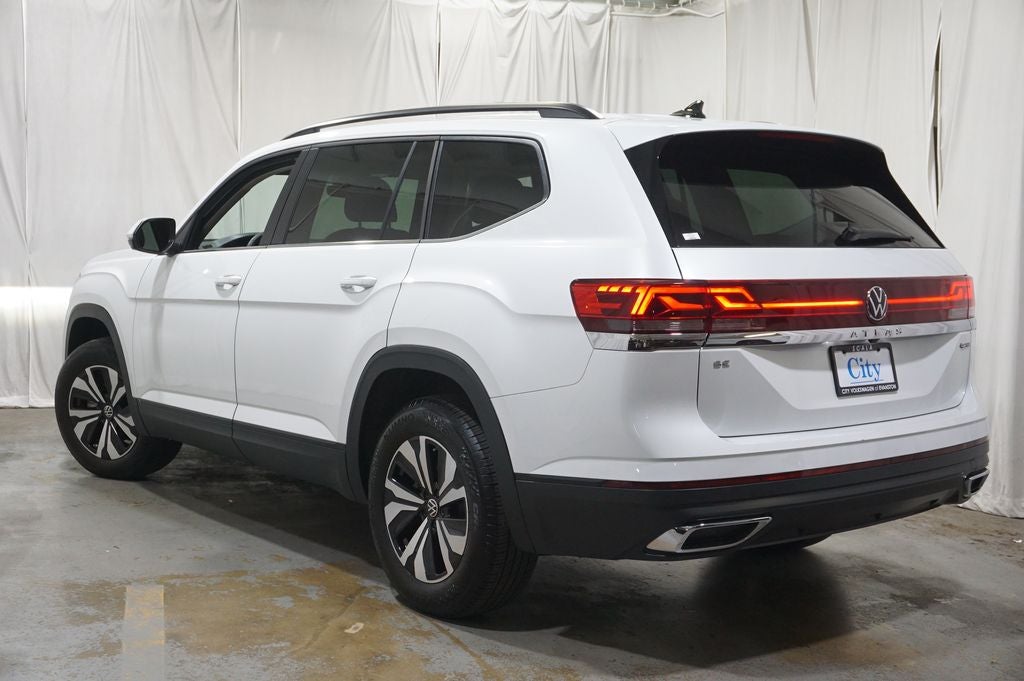 2026 Volkswagen Atlas 2.0T SE