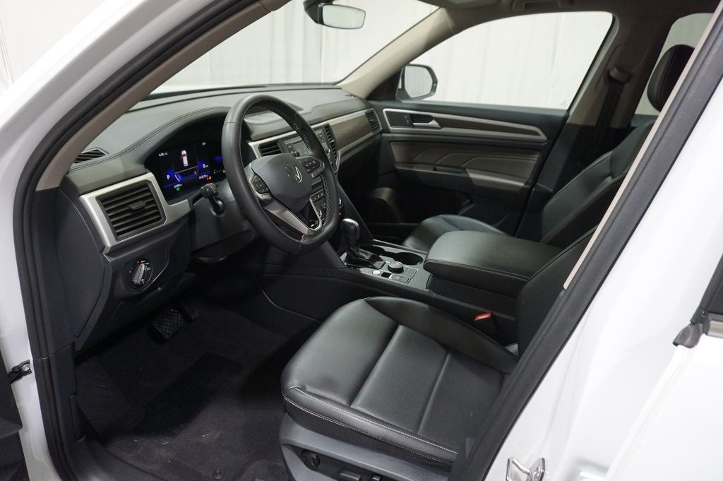 2023 Volkswagen Atlas 2.0T SE