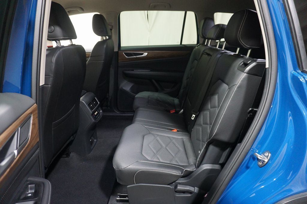 2025 Volkswagen Atlas 2.0T SE