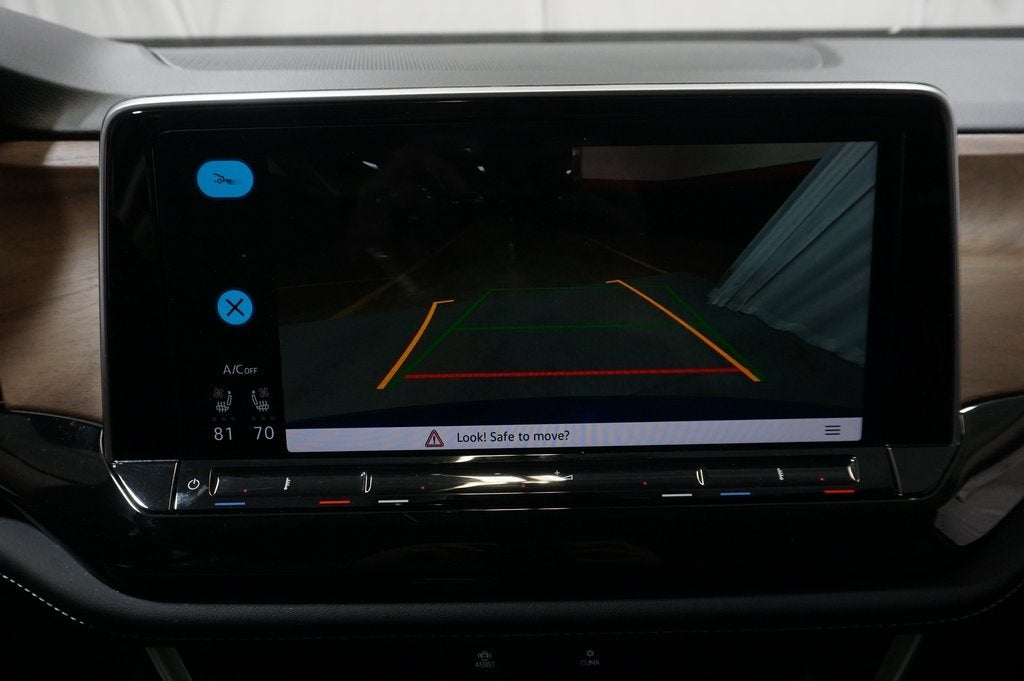 2025 Volkswagen Atlas 2.0T SE