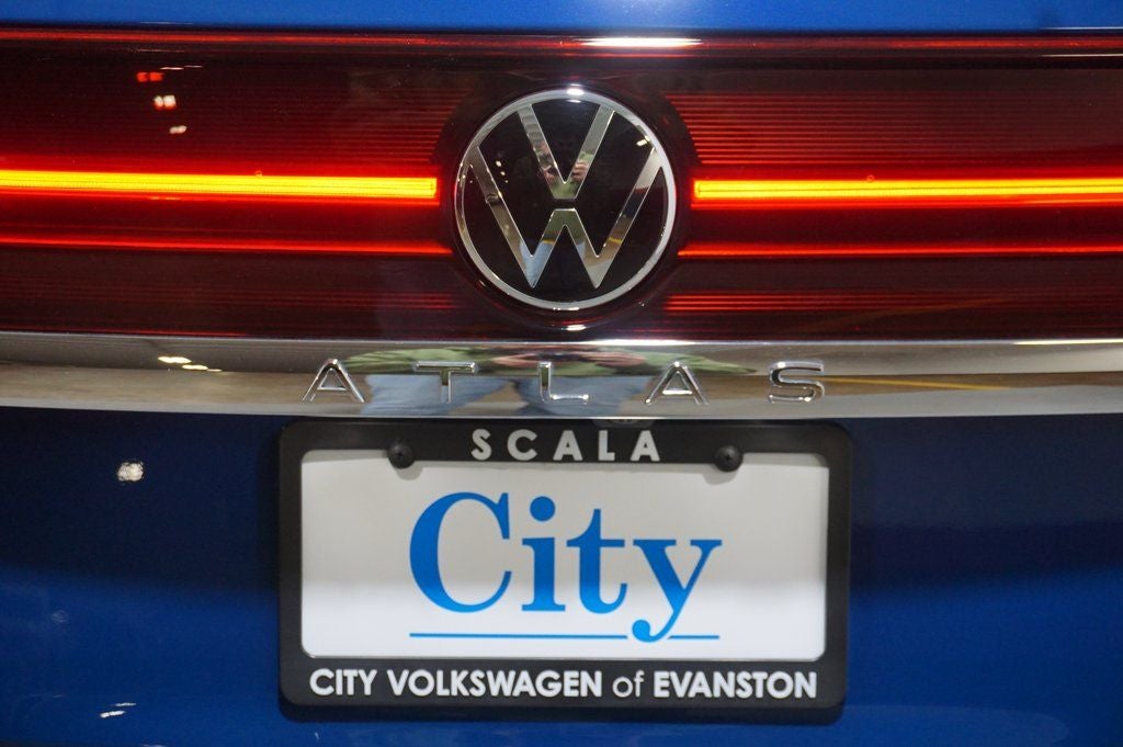 2025 Volkswagen Atlas 2.0T SE