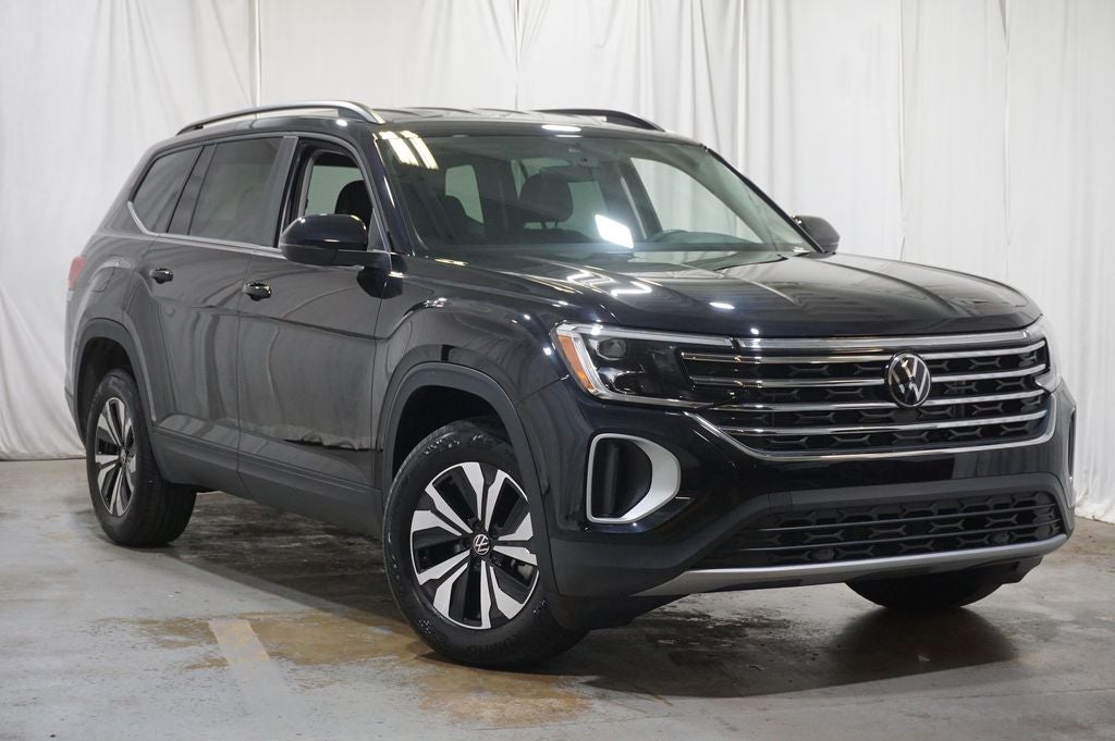 2025 Volkswagen Atlas 2.0T SE