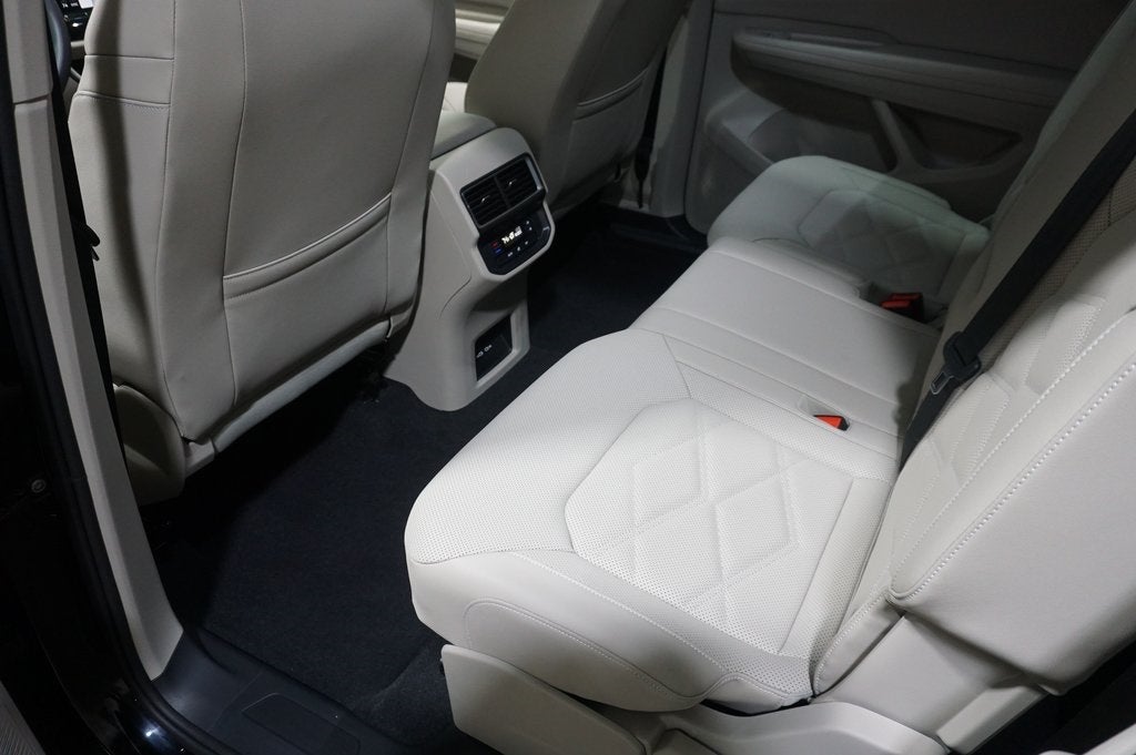 2025 Volkswagen Atlas 2.0T SE