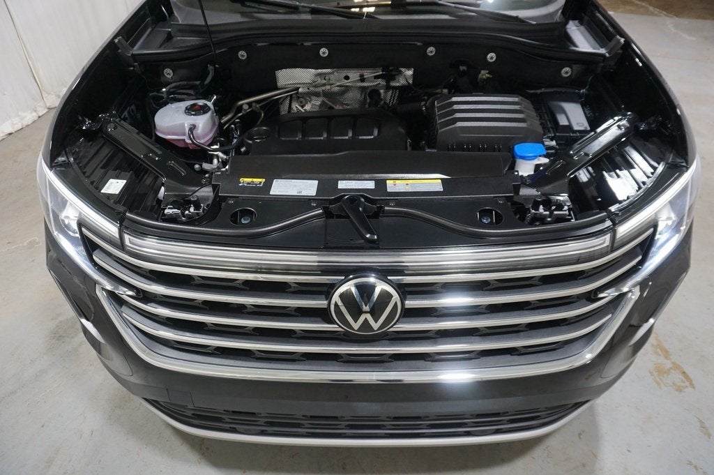 2025 Volkswagen Atlas 2.0T SE