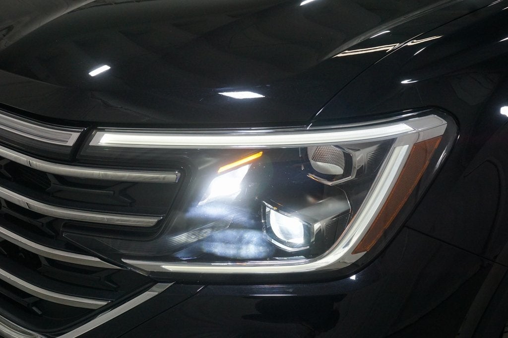 2025 Volkswagen Atlas 2.0T SE