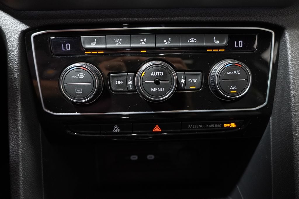 2021 Volkswagen Atlas Cross Sport 3.6L V6 SEL R-Line