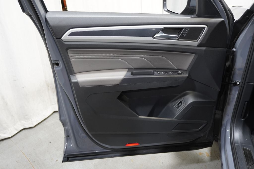 2021 Volkswagen Atlas Cross Sport 3.6L V6 SEL R-Line